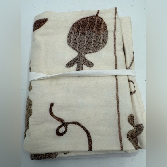 Pottery Barn Montrose Suzani Embroidered Euro Sham Cover Rosewood 26”x26” - Picture 2 of 5